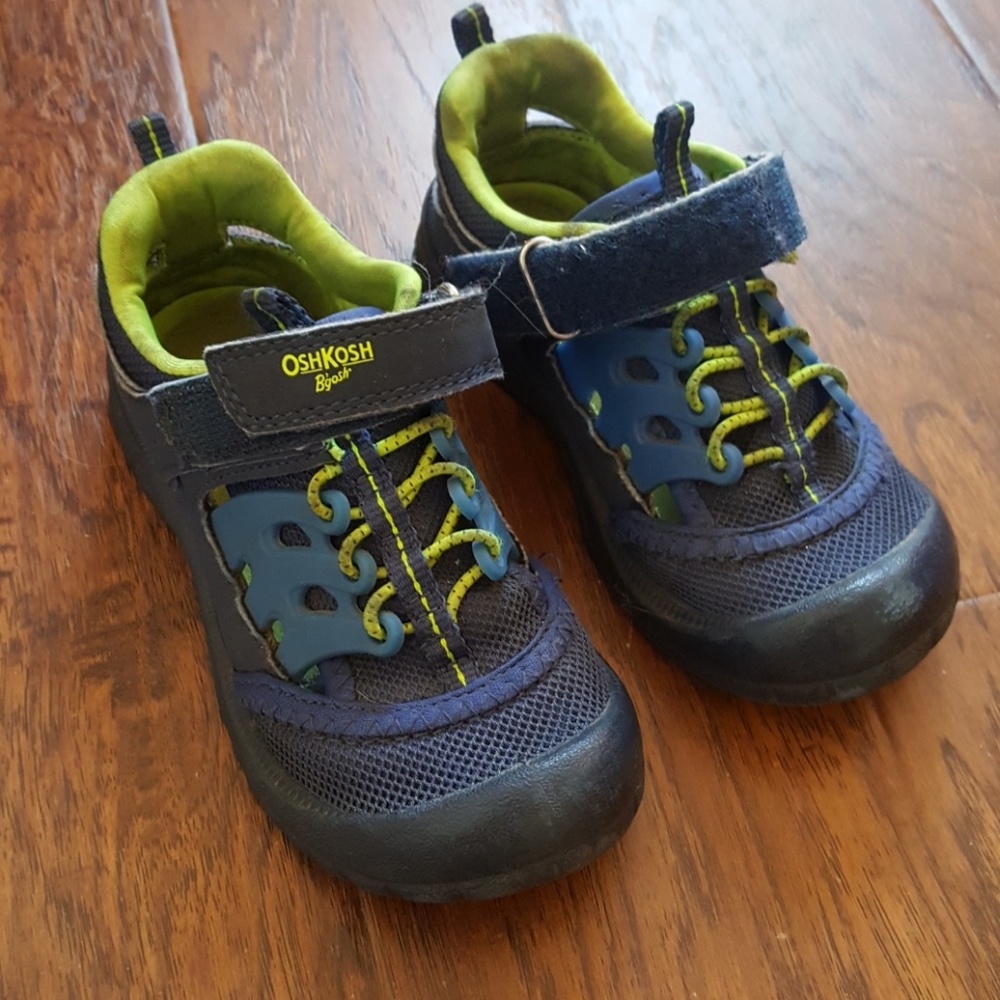 Osh Kosh trekker summer shoes/sandals